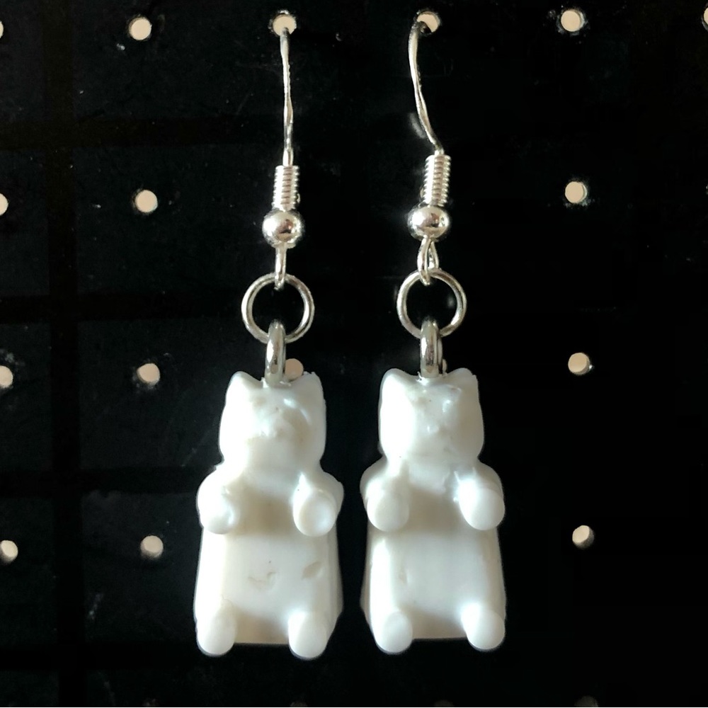 ❤️ Handmade White Recycled Plastic Gummy Bear Earrings